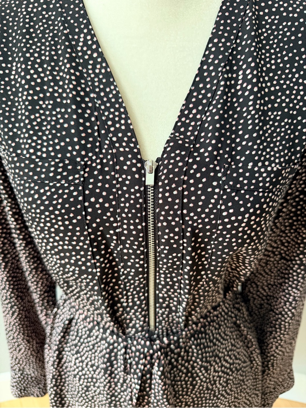 Express Lot of 2 Zip V-Neck Long Sleeve Polk Dot Shift Dresses Burgundy & Black - Picture 16 of 16